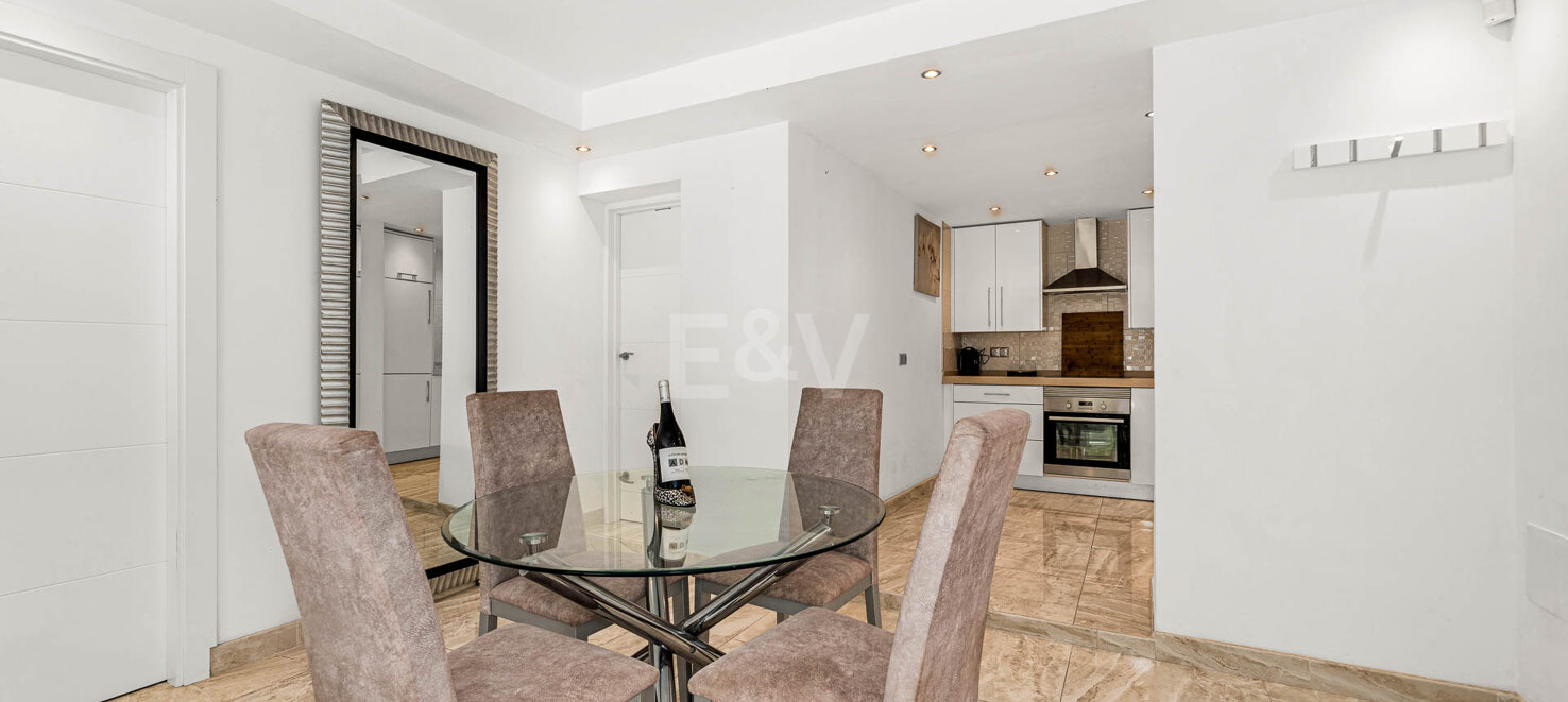 Villa till salu i Elviria, Marbella Öst