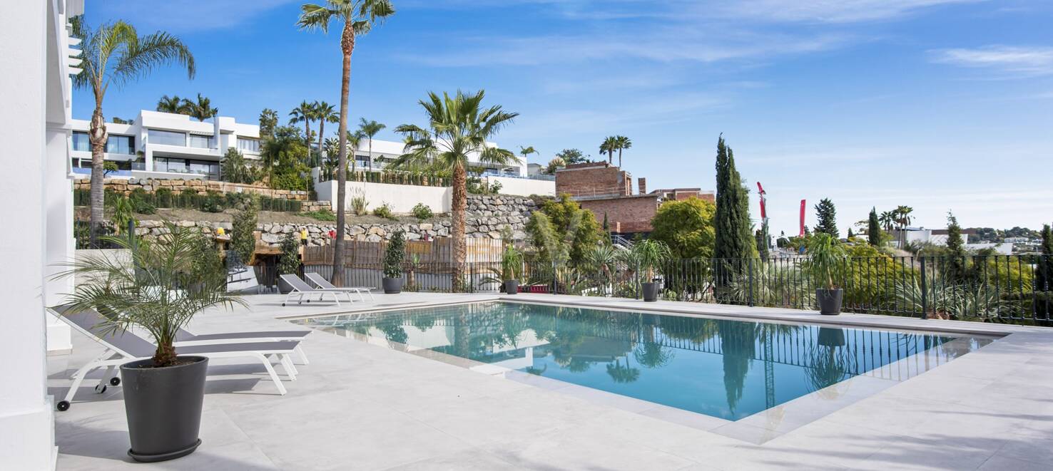Modernised Villa in Los Flamingos Golf with Sea Views