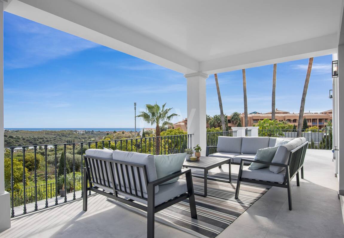 Modernizacja willi w Los Flamingos Golf z widokiem na morze