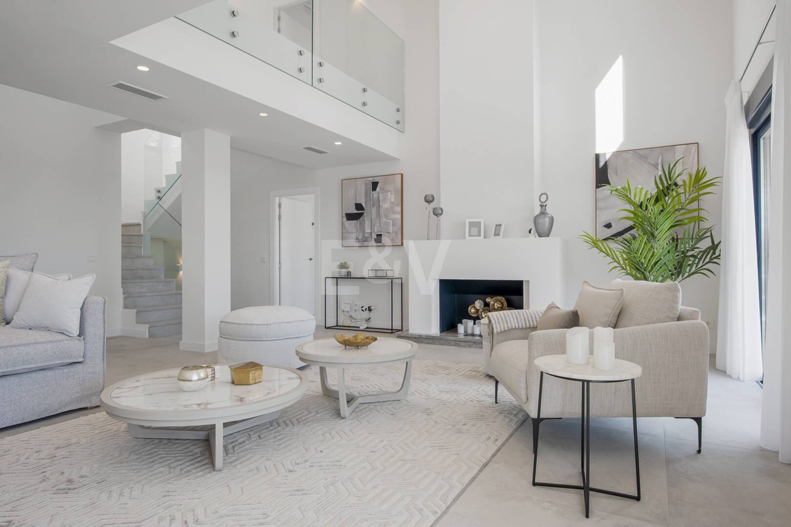 Modernizacja willi w Los Flamingos Golf z widokiem na morze