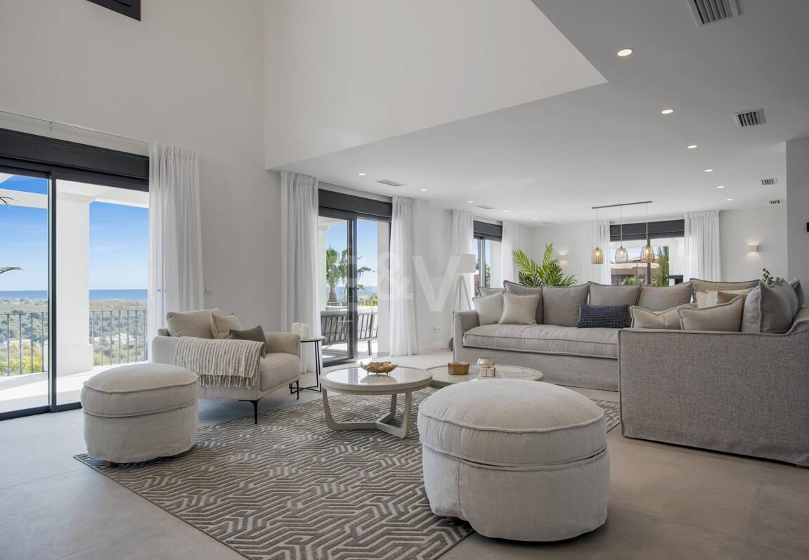 Modernizacja willi w Los Flamingos Golf z widokiem na morze