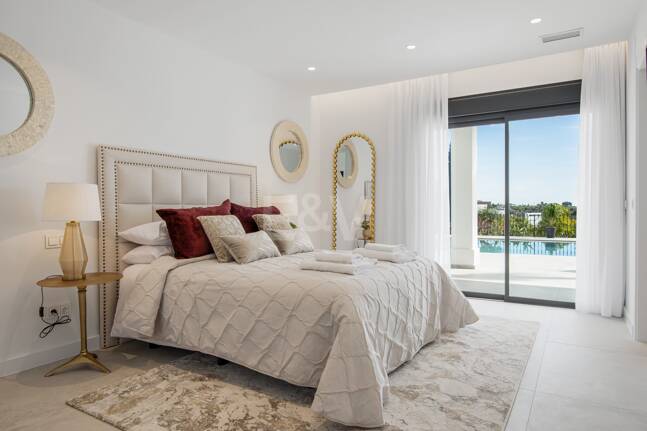 Modernizacja willi w Los Flamingos Golf z widokiem na morze