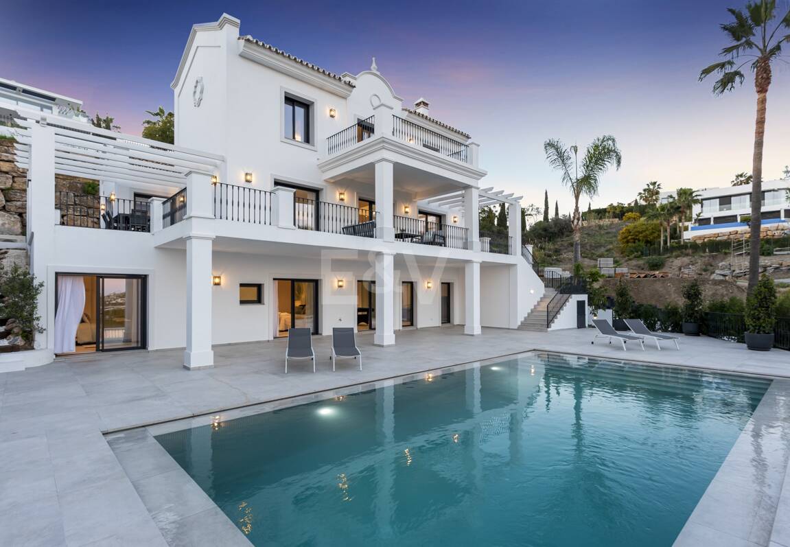 Modernizacja willi w Los Flamingos Golf z widokiem na morze