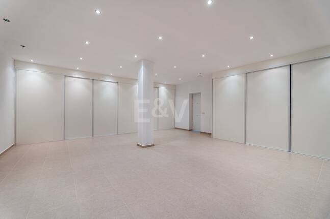 Villa with Sea Views in Elviria