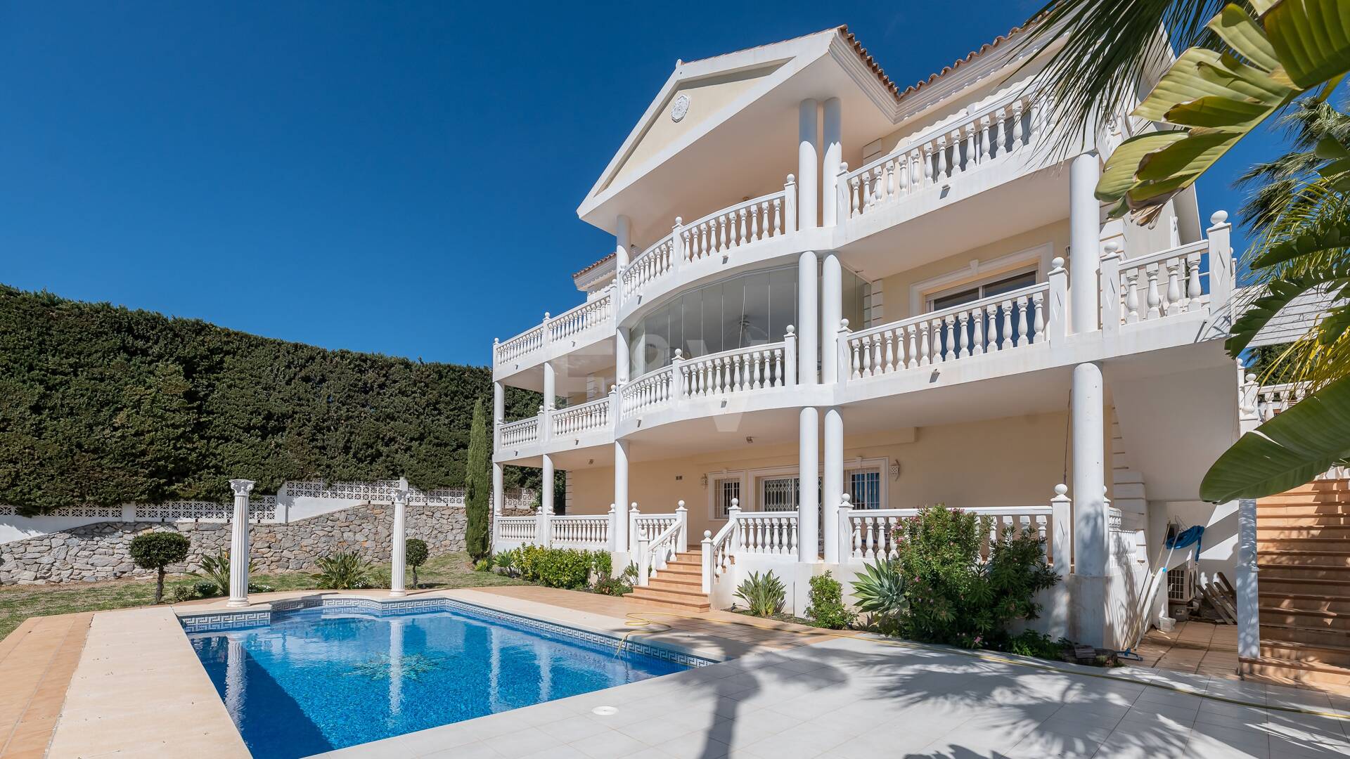 Willa z widokiem na morze w Elvirii