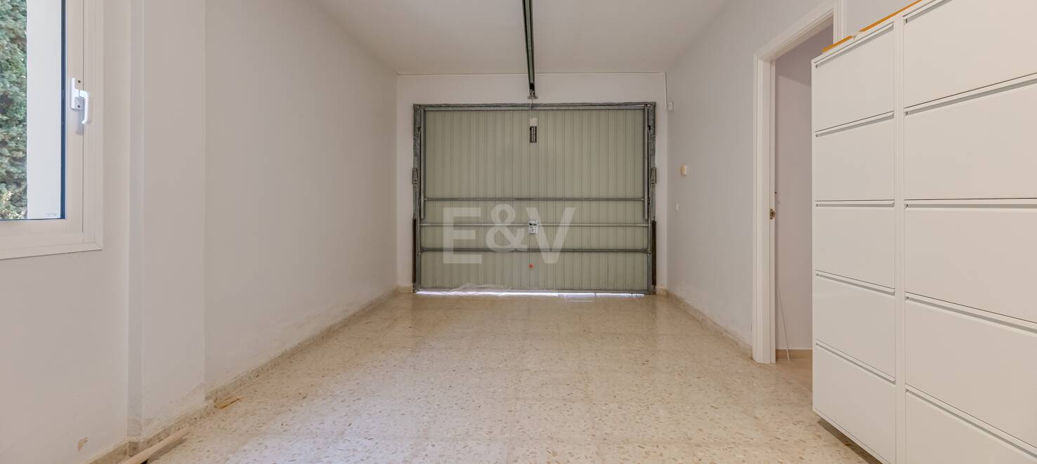 Villa with Sea Views in Elviria