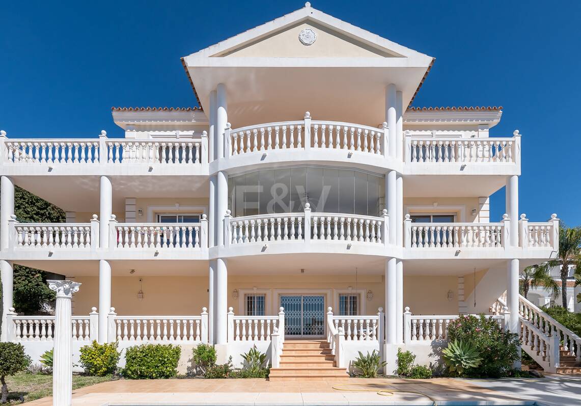 Villa avec vue sur la mer à Elviria