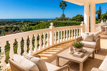 Villa med havsutsikt i Elviria
