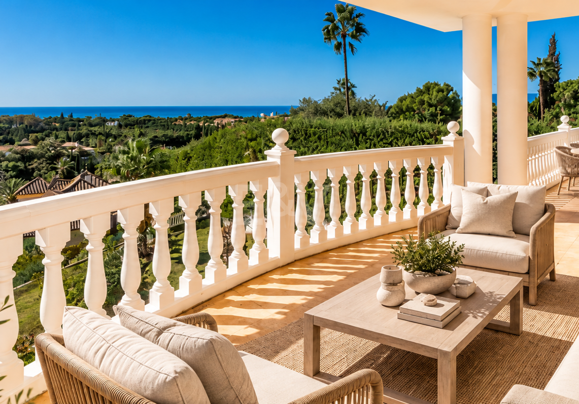 Villa med havsutsikt i Elviria