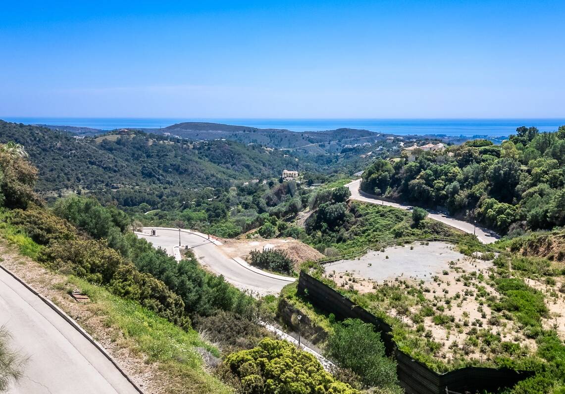 Plot with License in Monte Mayor with Stunning Panoramic Seaviews