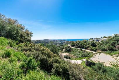 Terrain avec licence à Monte Mayor avec vue panoramique magnifique
