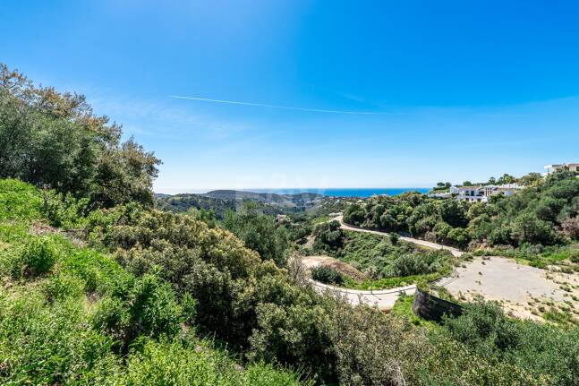 Terrain avec licence à Monte Mayor avec vue panoramique magnifique