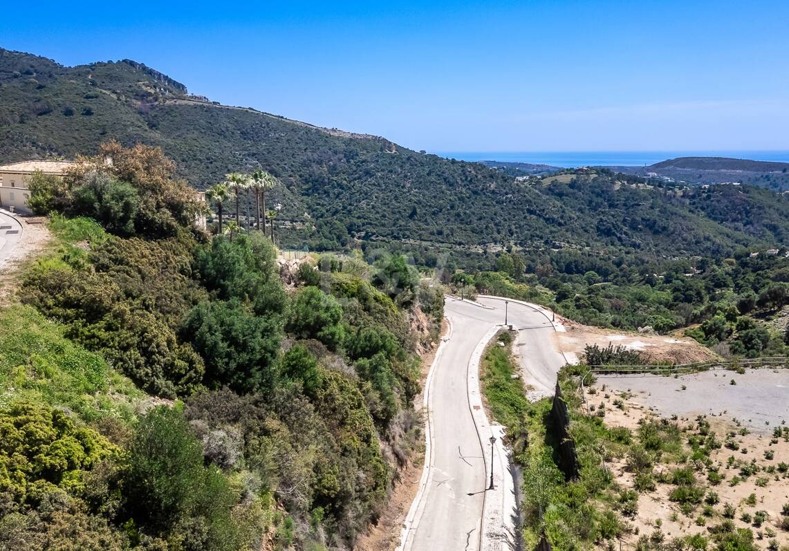 Plot with License in Monte Mayor with Stunning Panoramic Seaviews