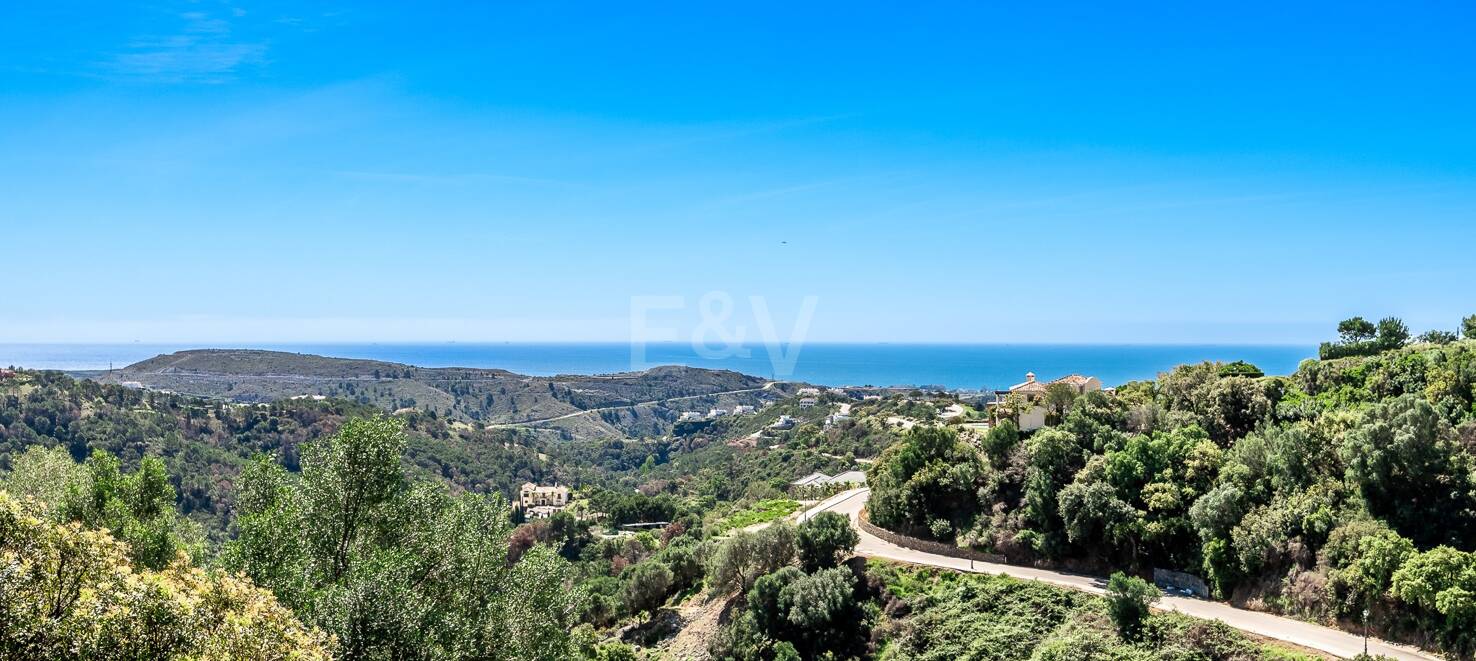 Plot with License in Monte Mayor with Stunning Panoramic Seaviews