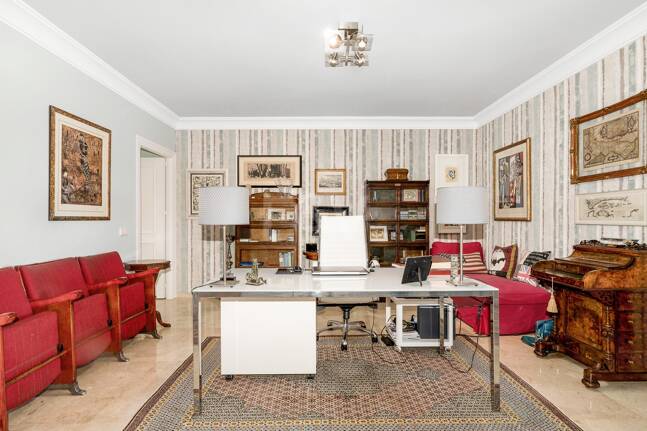 Guadalmina Frontline Golf rymlig lägenhet med havsutsikt.