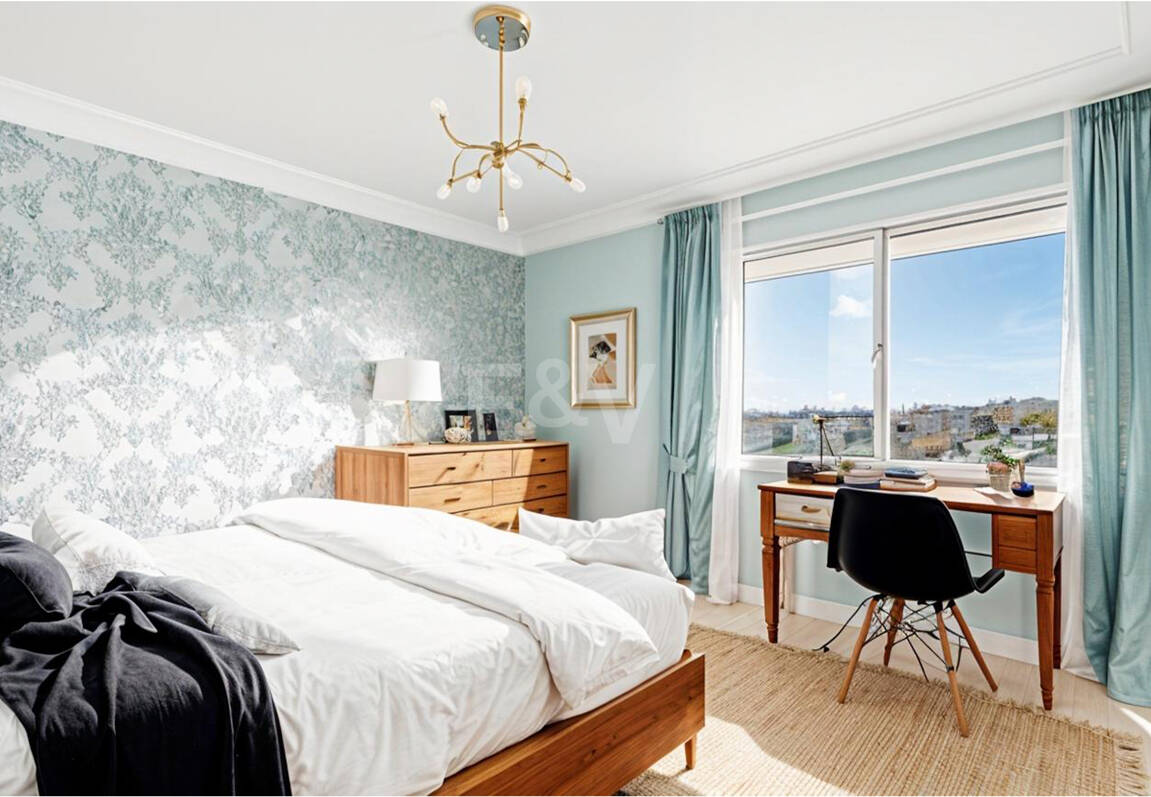 Guadalmina Frontline Golf rymlig lägenhet med havsutsikt.