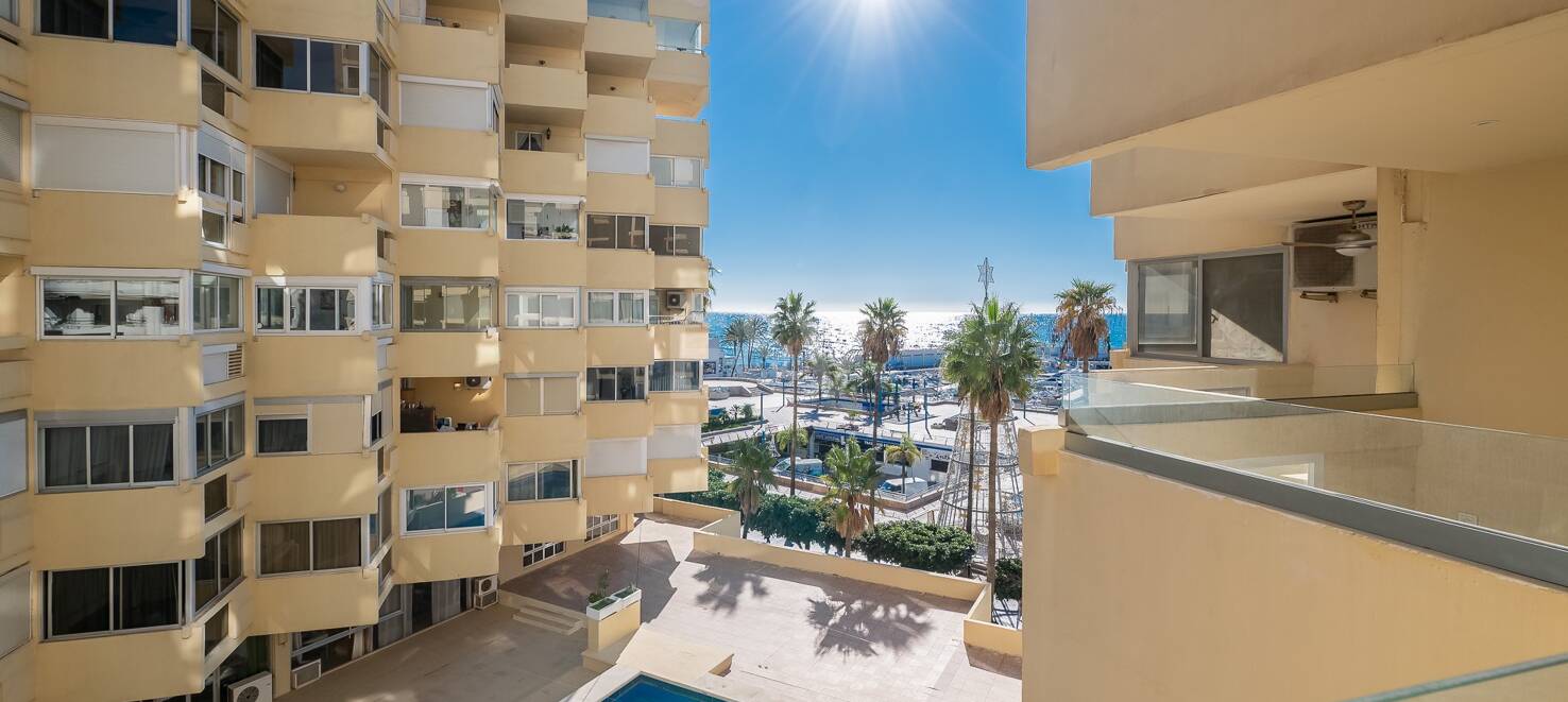 Modern Beachfront Apartment with Stunning Sea Views on Marbella’s Promenade