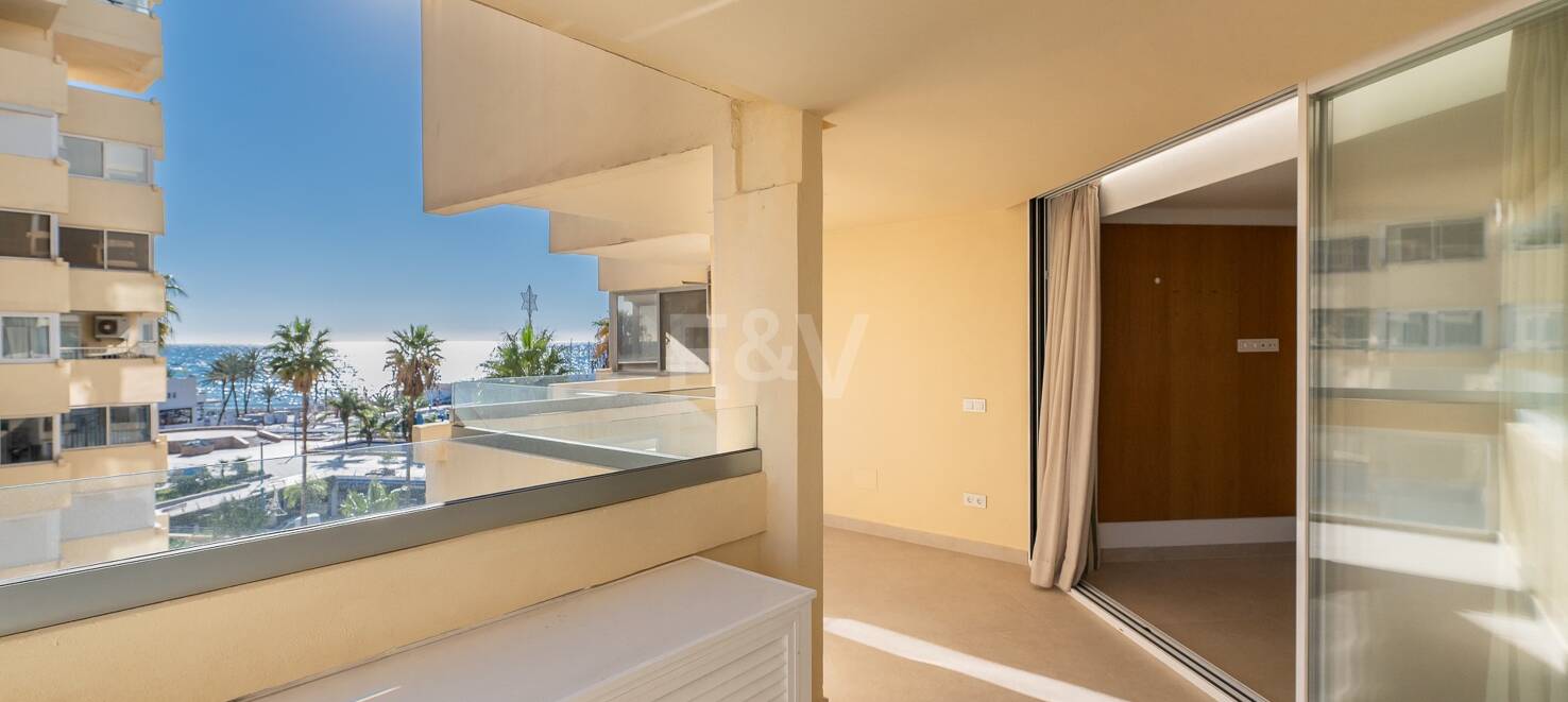 Modern Beachfront Apartment with Stunning Sea Views on Marbella’s Promenade