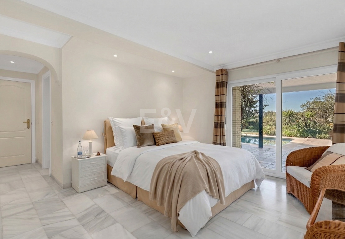 Guadalmina de charme Villa familiale traditionnelle près de Commodités et Golf