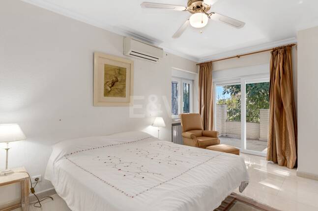 Guadalmina de charme Villa familiale traditionnelle près de Commodités et Golf