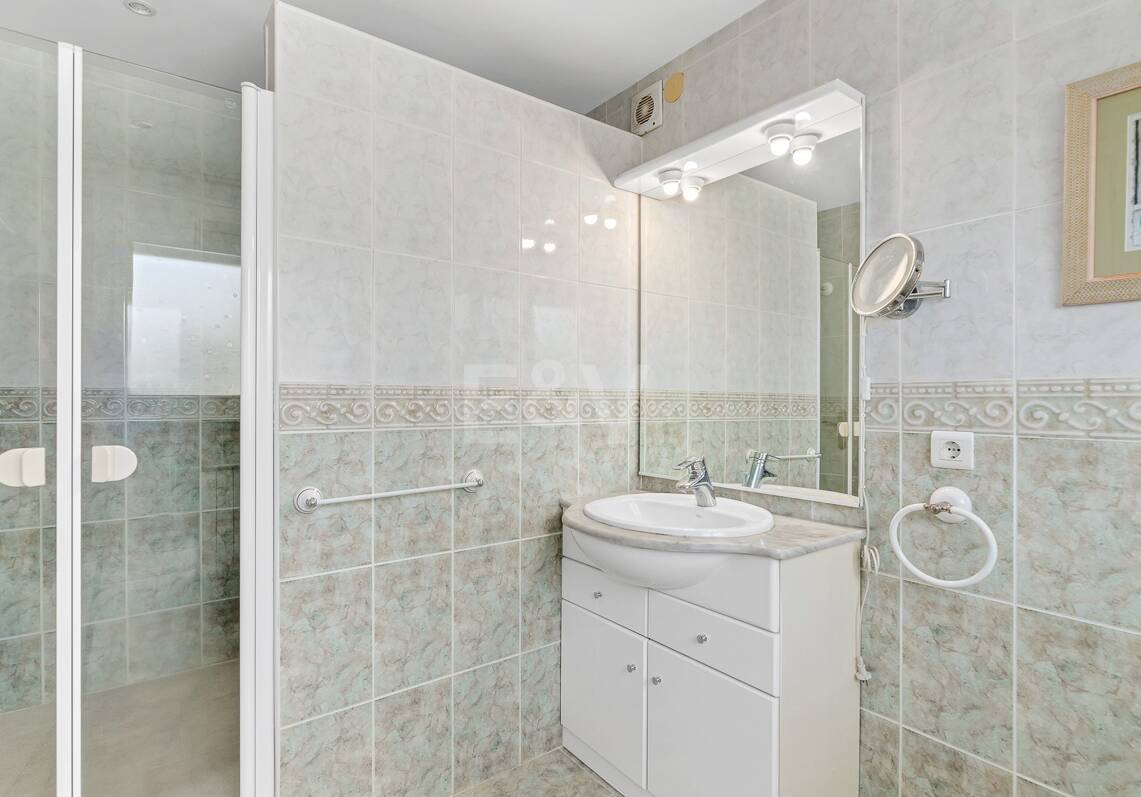 Charming Guadalmina Traditional Family Villa close to Amenities and Golf