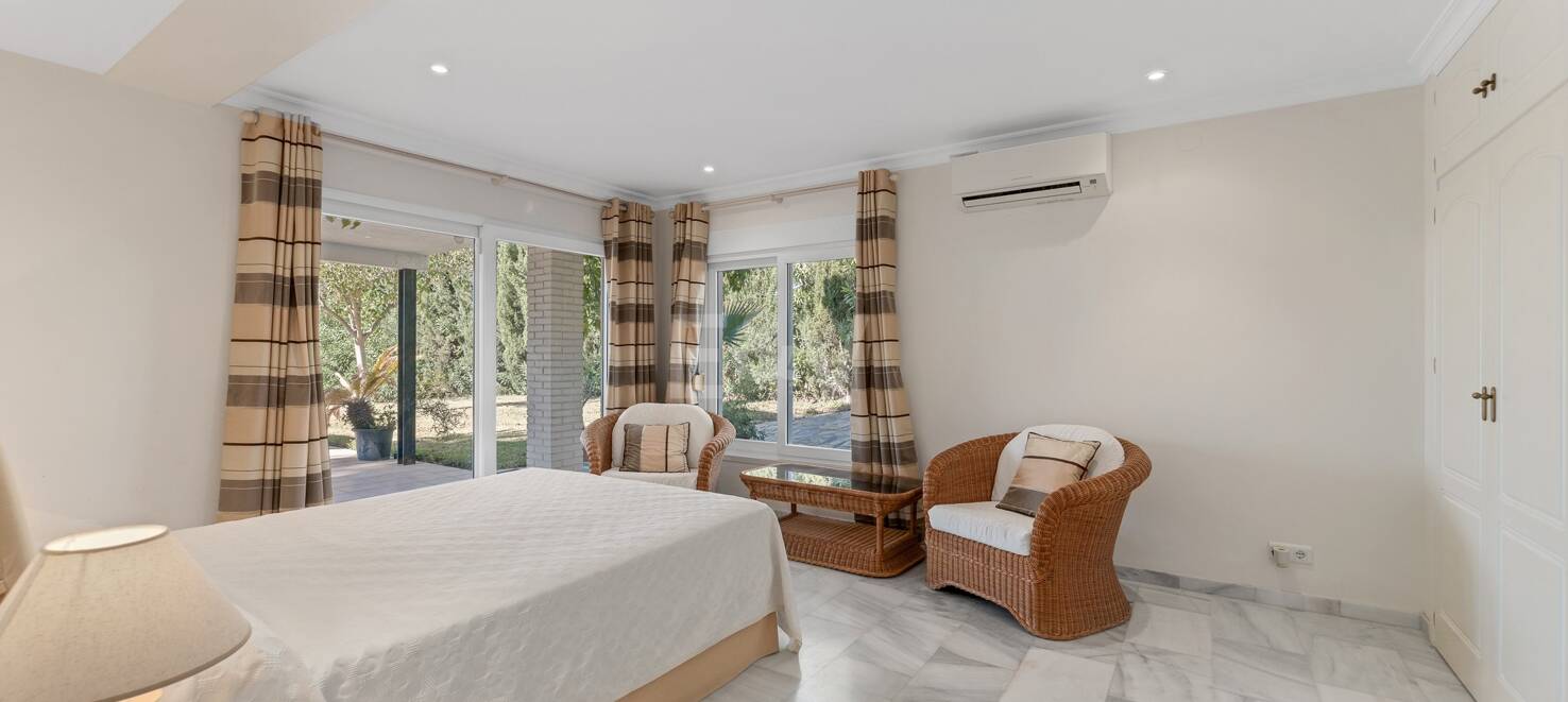Guadalmina de charme Villa familiale traditionnelle près de Commodités et Golf