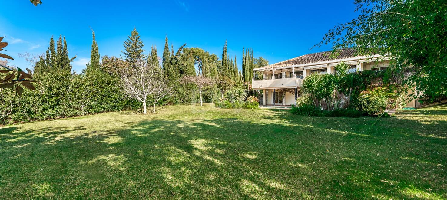 Guadalmina de charme Villa familiale traditionnelle près de Commodités et Golf