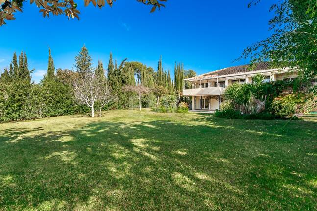 Guadalmina de charme Villa familiale traditionnelle près de Commodités et Golf