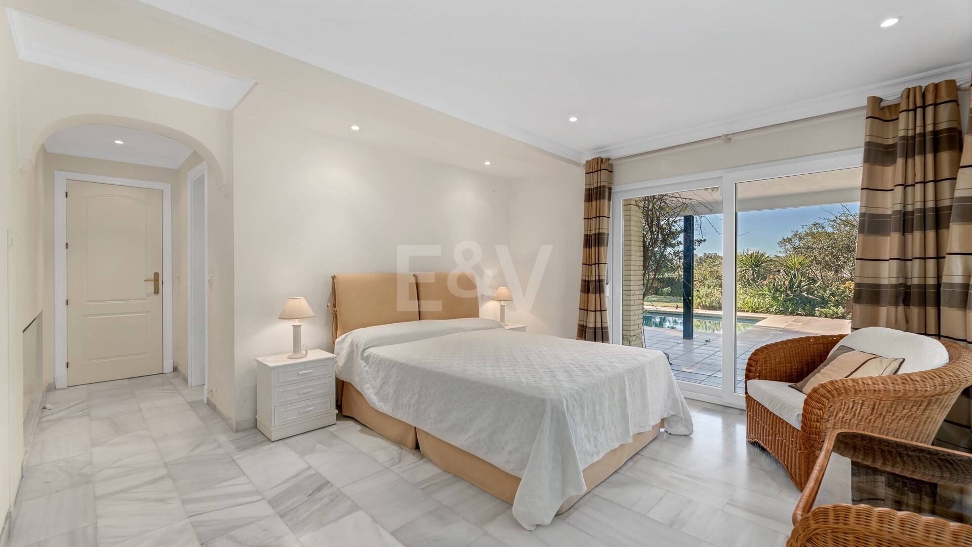 Guadalmina de charme Villa familiale traditionnelle près de Commodités et Golf