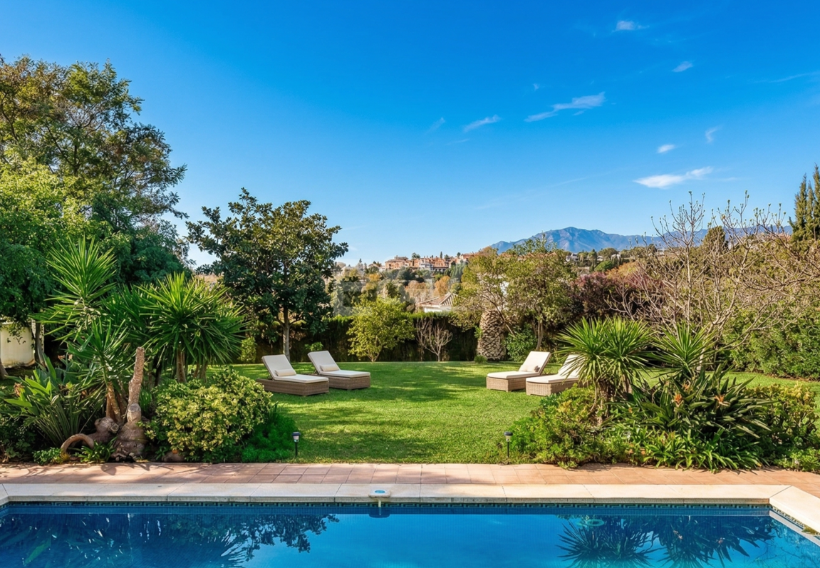 Guadalmina de charme Villa familiale traditionnelle près de Commodités et Golf