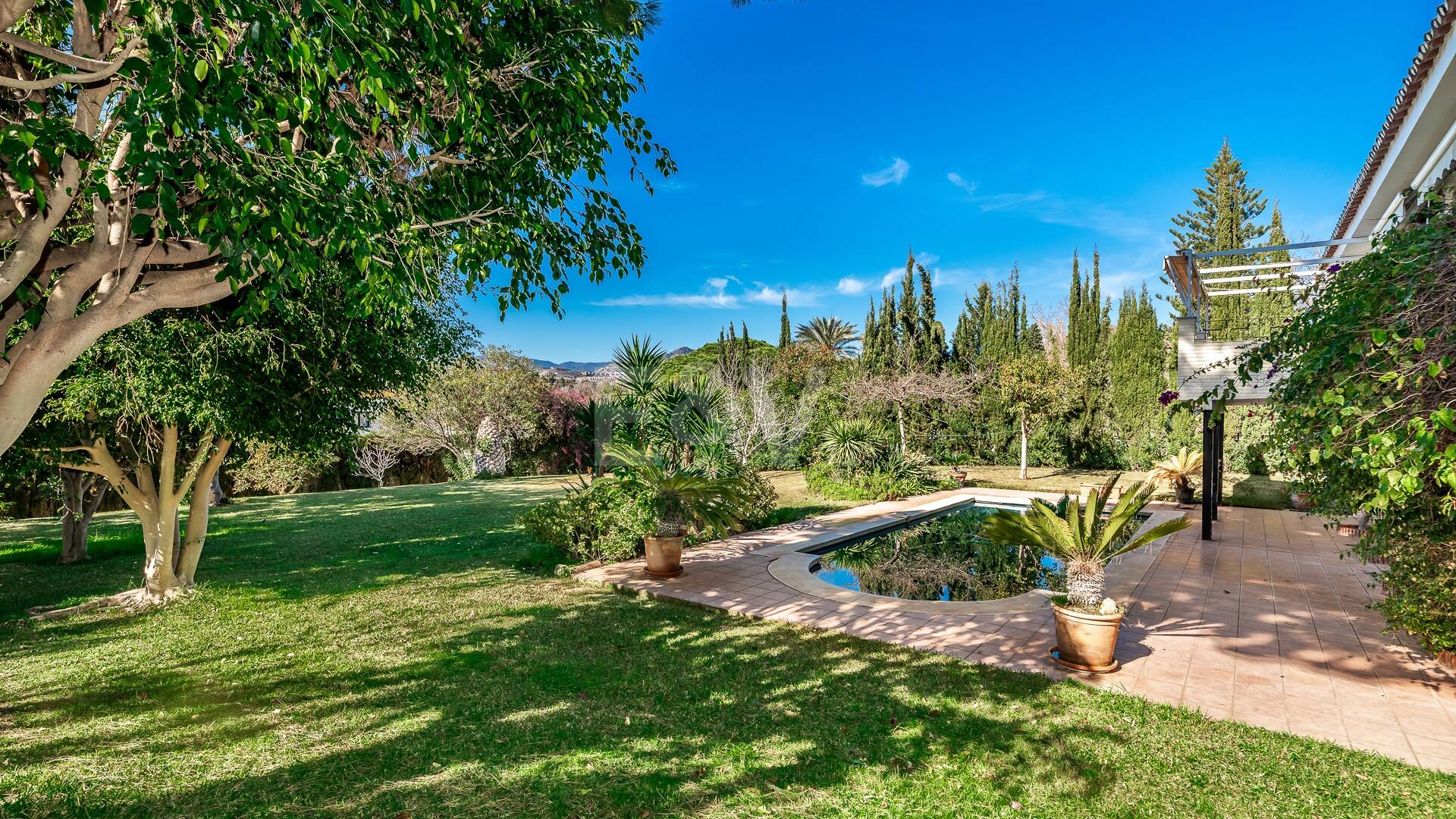 Guadalmina de charme Villa familiale traditionnelle près de Commodités et Golf