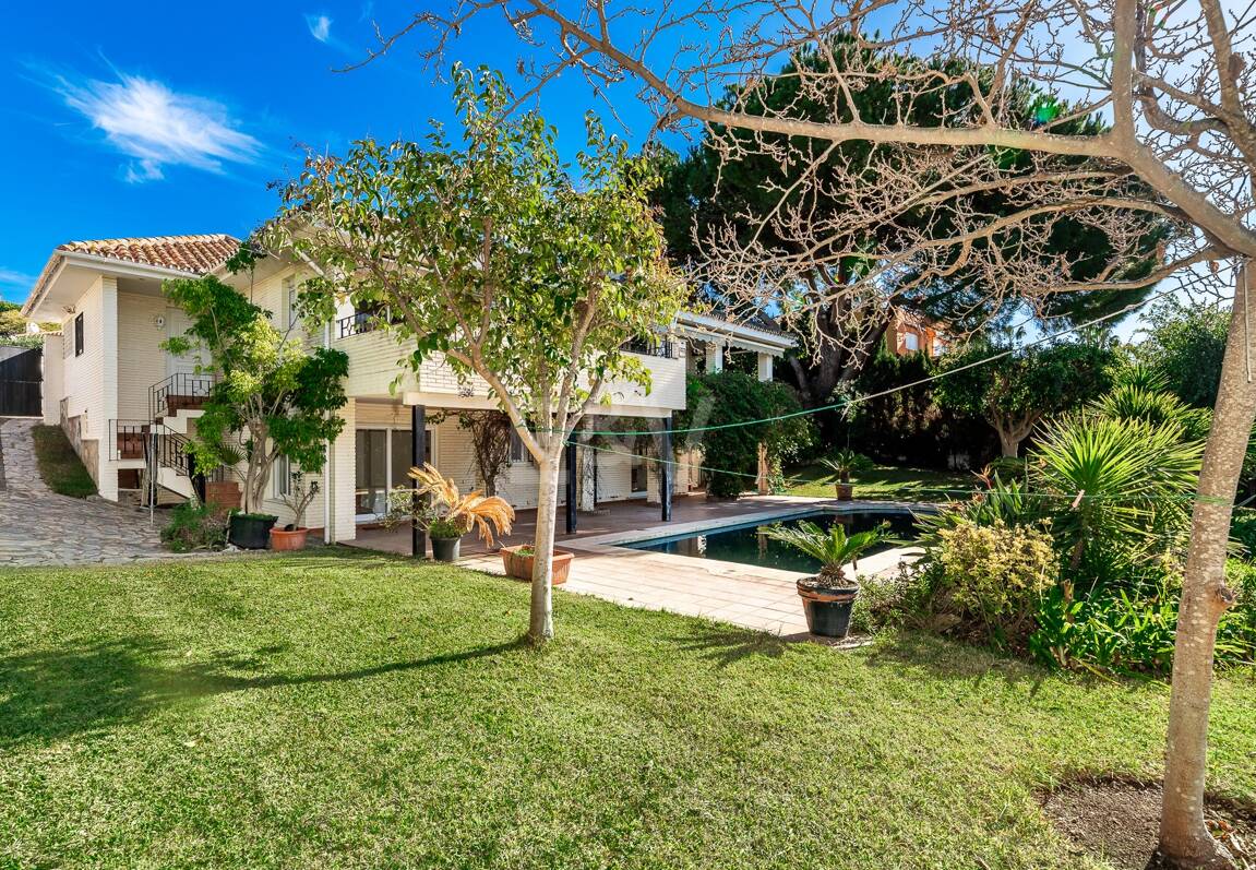 Guadalmina de charme Villa familiale traditionnelle près de Commodités et Golf