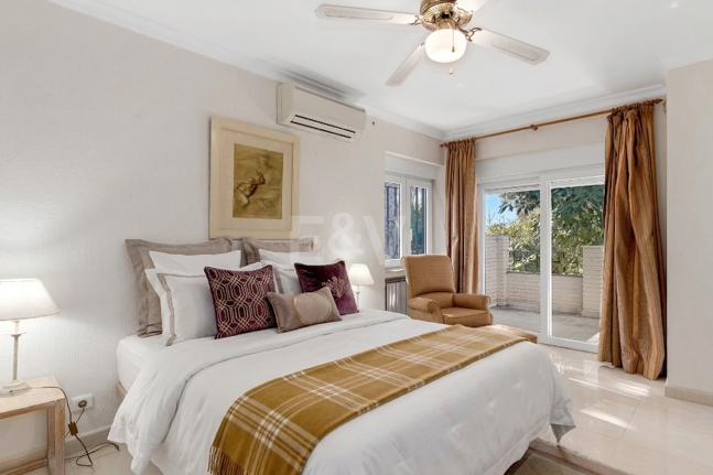 Guadalmina de charme Villa familiale traditionnelle près de Commodités et Golf