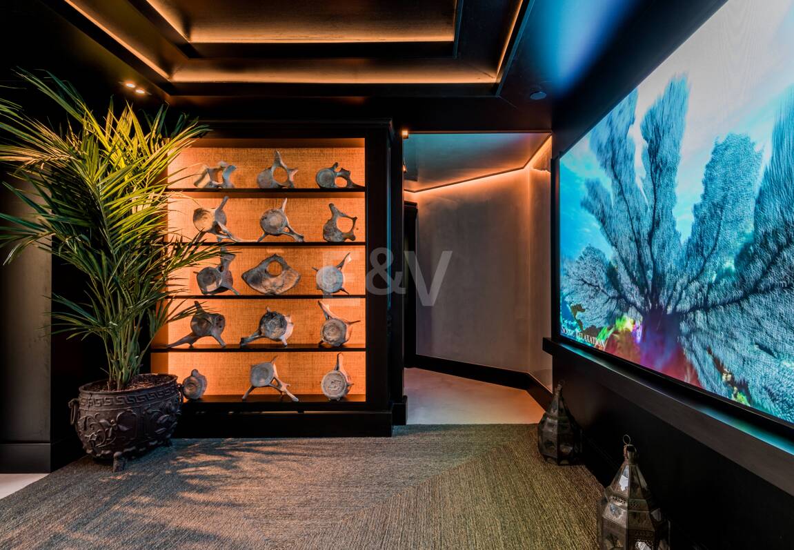 En Singular Beachfront Penthouse Villa på Marbellas Golden Mile