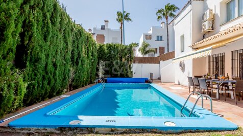 Charmante Strandvilla in San Pedro Strand