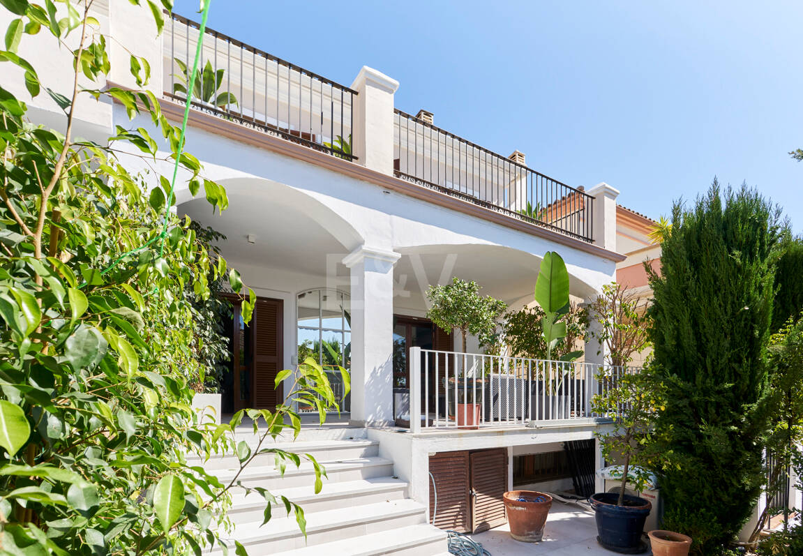 Preciosa casa adosada en La Milla de Oro