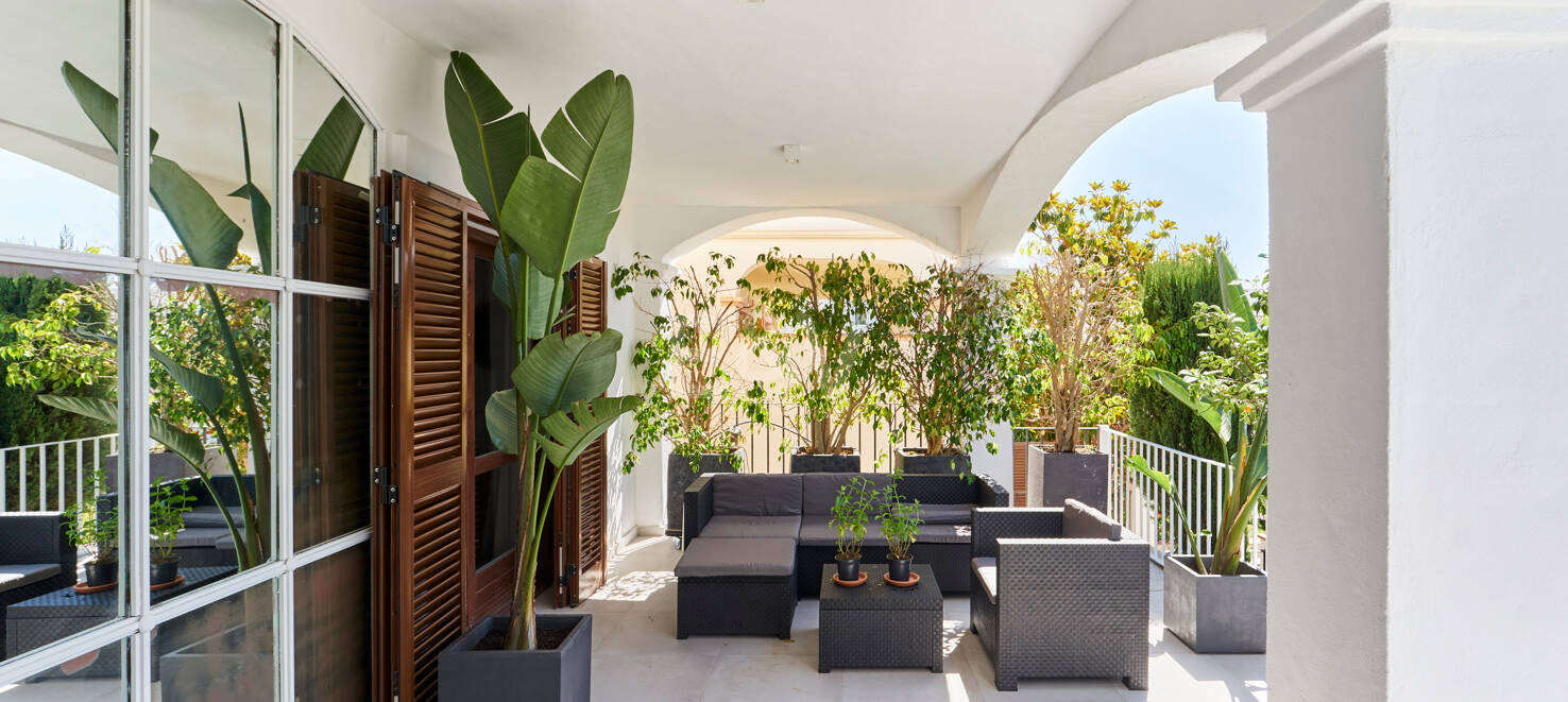 Beautiful Semi-Detached House on the Golden Mile