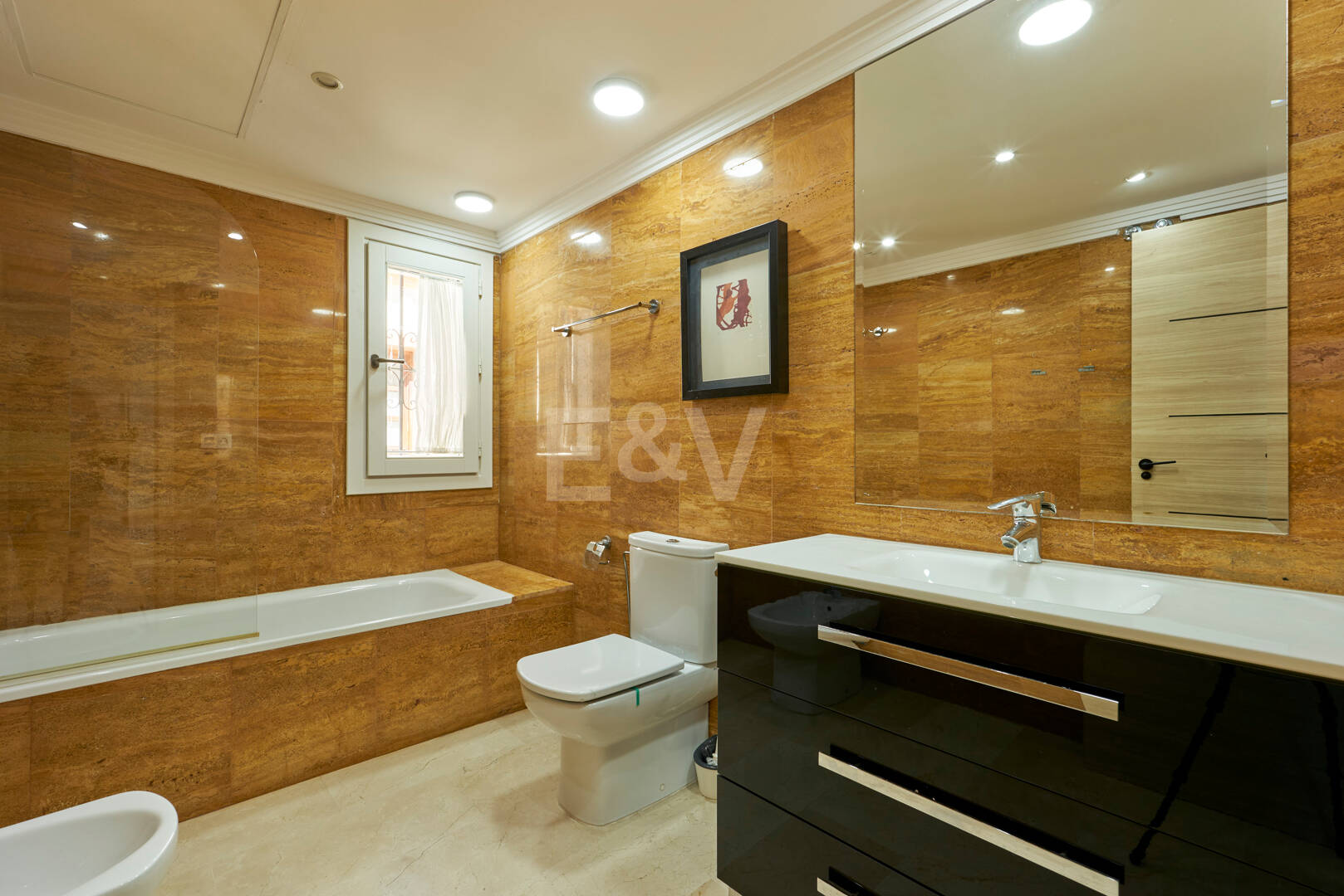 Vackra Semi-Detached Hus på Golden Mile