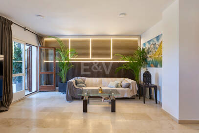 Preciosa casa adosada en La Milla de Oro