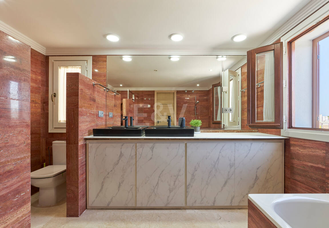 Preciosa casa adosada en La Milla de Oro