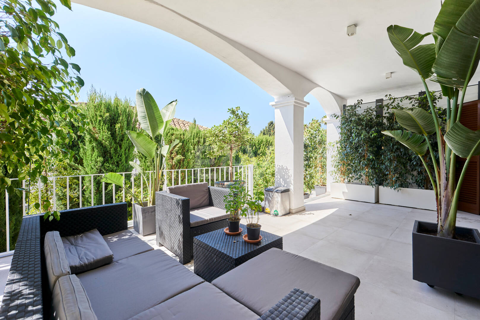 Vackra Semi-Detached Hus på Golden Mile