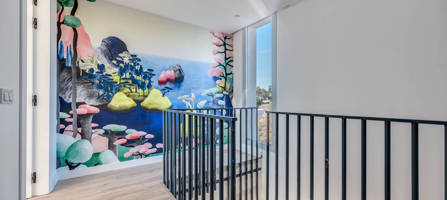 Modern South-Facing Villa with Panoramic Sea & Mountain Views, 250 m from San Pedro Beach