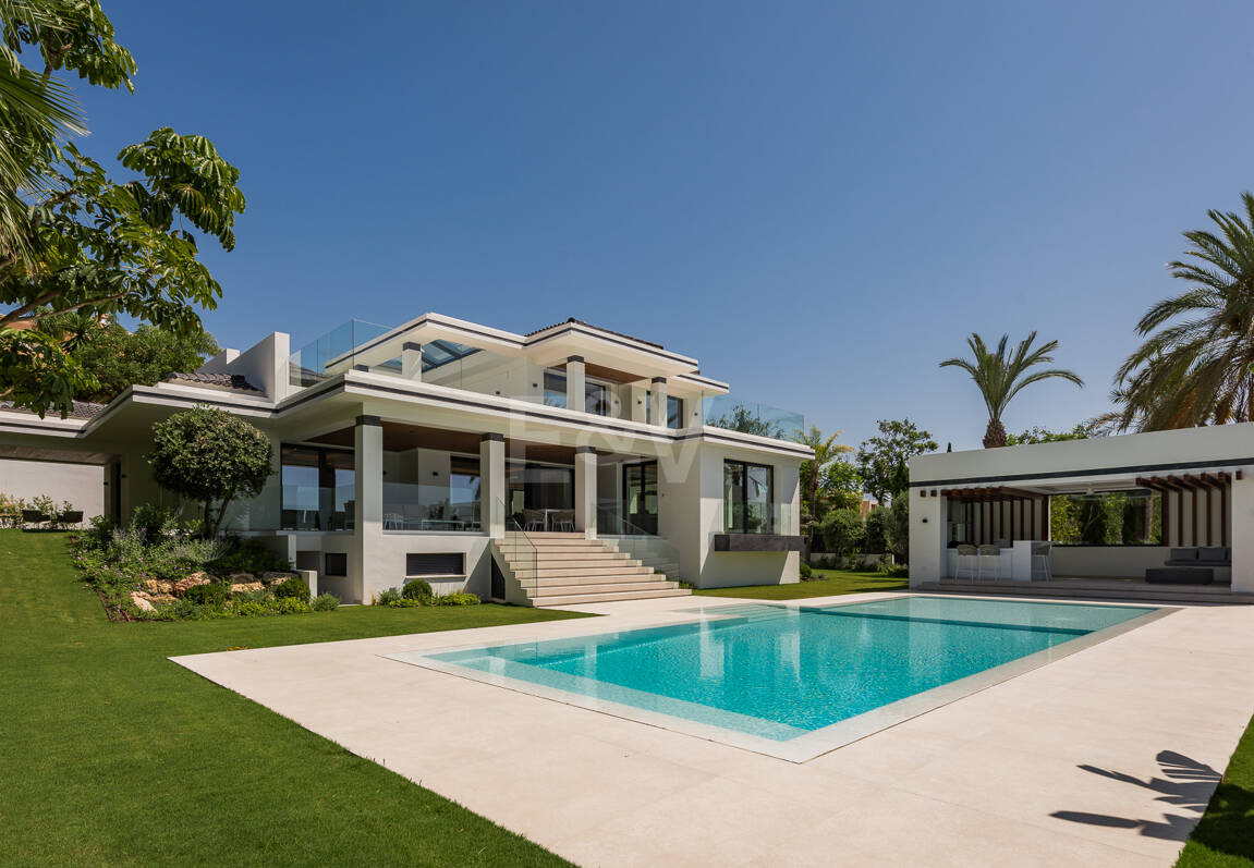 Villa de golf contemporaine Los Flamingos avec vue sur la mer