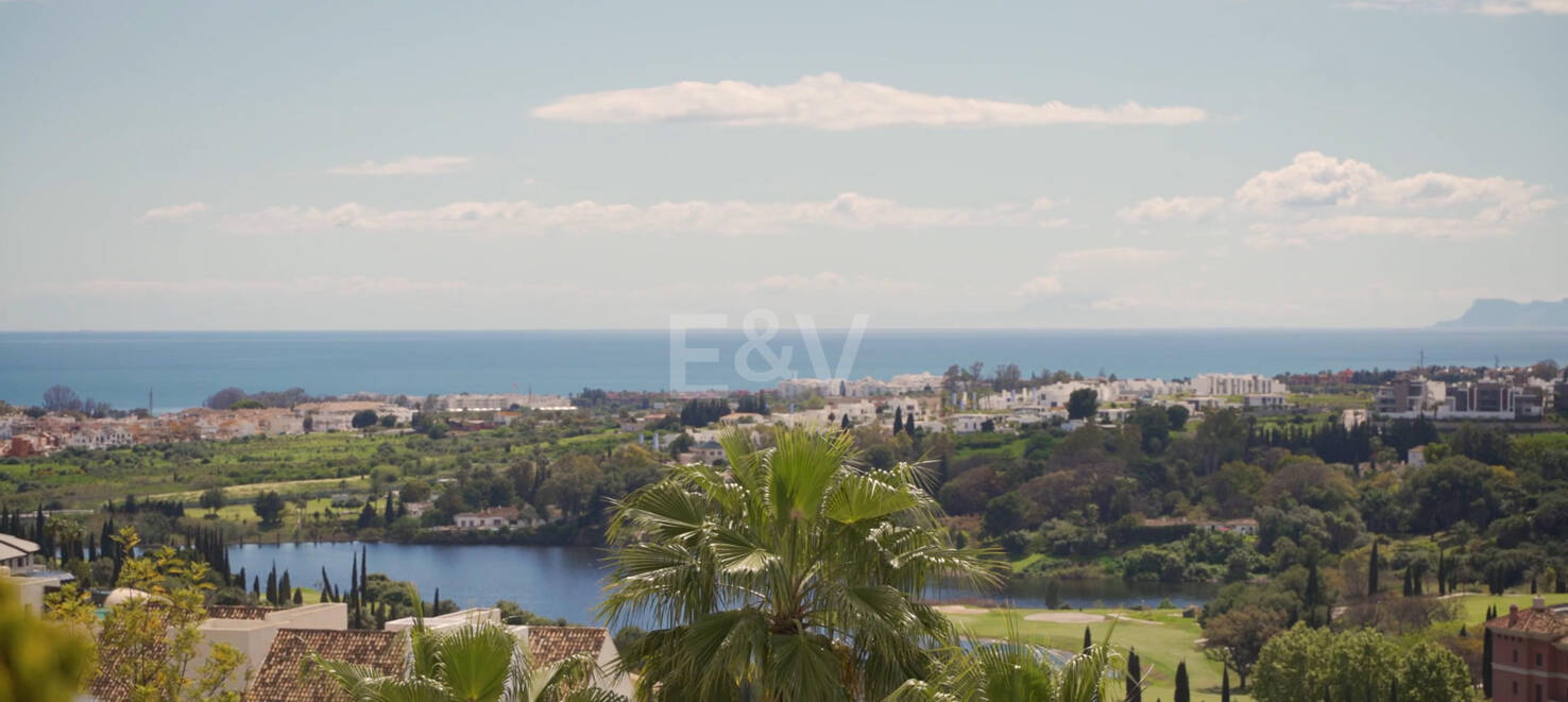 Villa de golf contemporaine Los Flamingos avec vue sur la mer