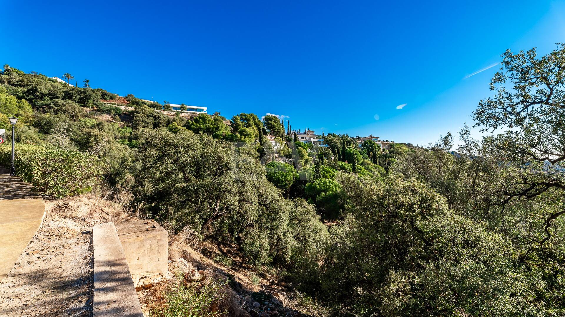 Spacious Plot in Los Monteros Altos with Panoramic Views