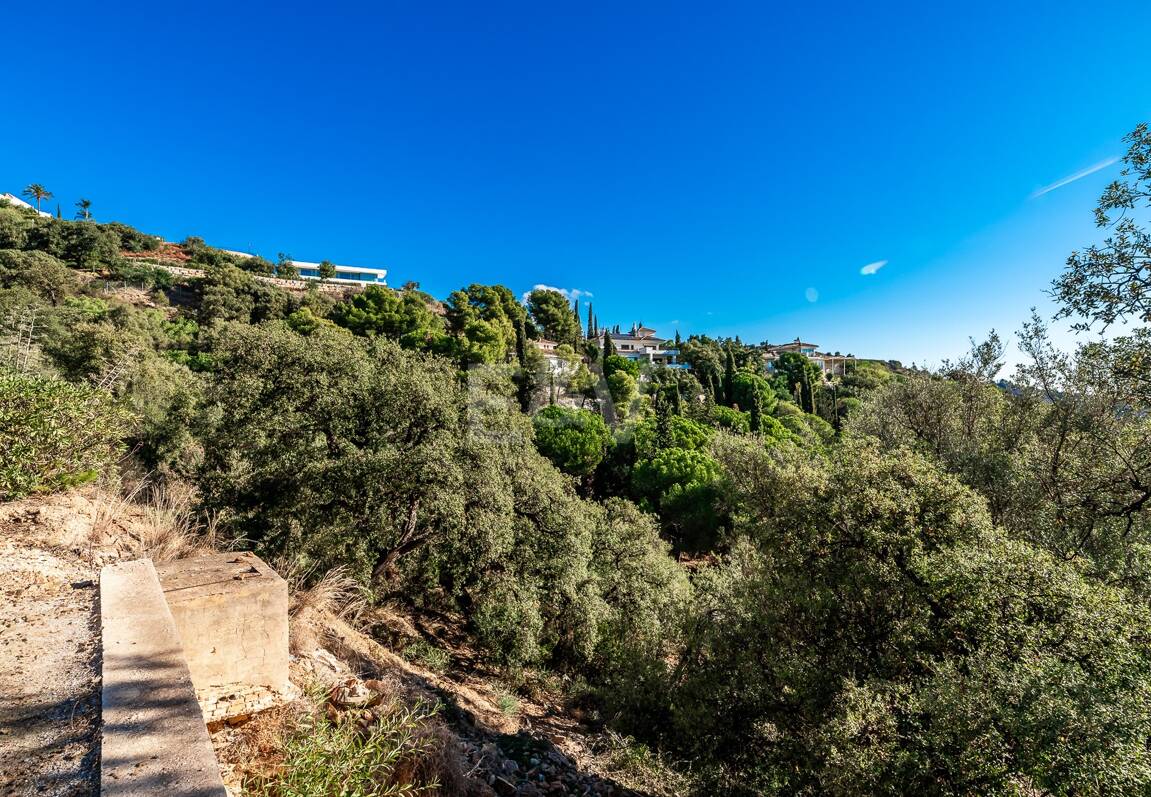 Spacious Plot in Los Monteros Altos with Panoramic Views