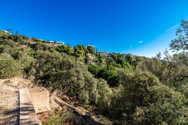 Spacious Plot in Los Monteros Altos with Panoramic Views