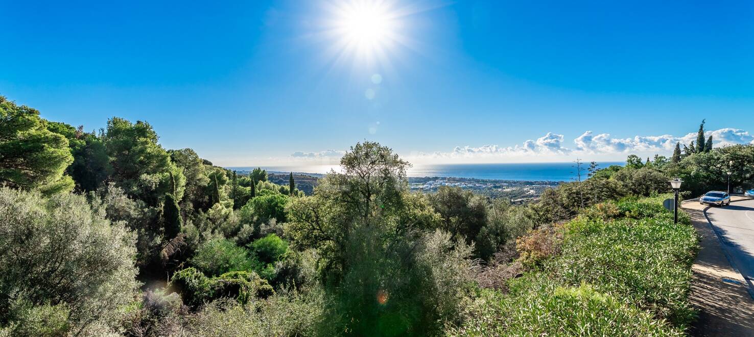 Spacious Plot in Los Monteros Altos with Panoramic Views