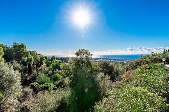 Spacious Plot in Los Monteros Altos with Panoramic Views