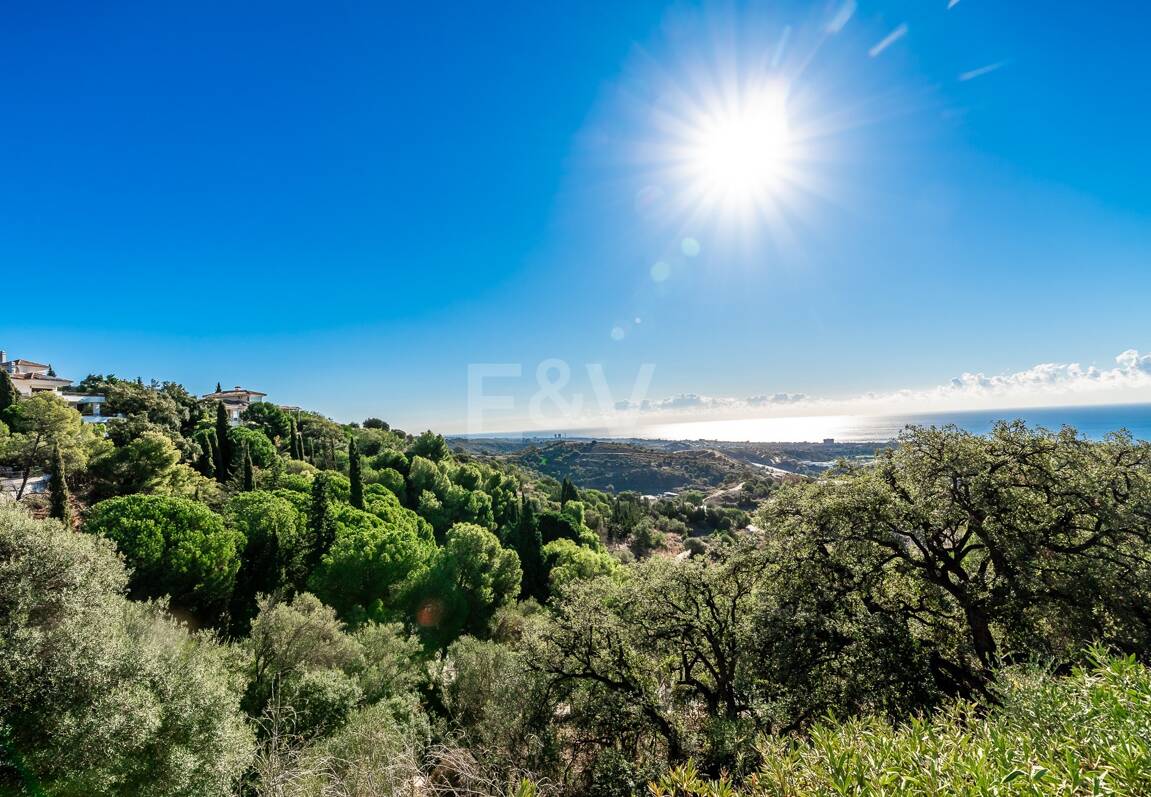 Spacious Plot in Los Monteros Altos with Panoramic Views